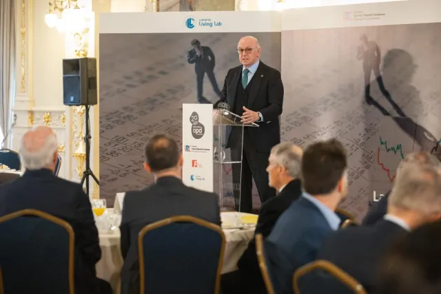 Aldo Olcese ofrece una conferencia magistral en el marco de la Cátedra Lizardo Martell Cárdenes