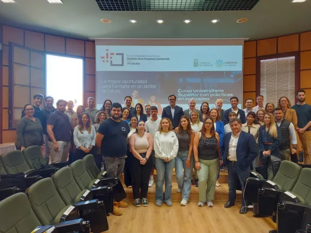 Inauguración de la novena edición del Curso Universitario Superior de Gestión de la Empresa Comercial