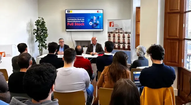 Escuela de Programadores: una oportunidad para conectar empresas con desarrolladores web