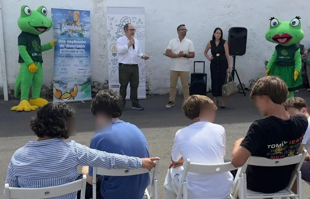 La Feria de Cooperativas Escolares de Enseñar para Emprender reúne en Arrecife a cerca de 280 participantes de Lanzarote