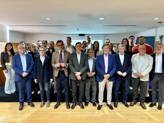 La décima edición del Curso Universitario Superior de Gestión de la Empresa Comercial refuerza la especialización del sector en Canarias