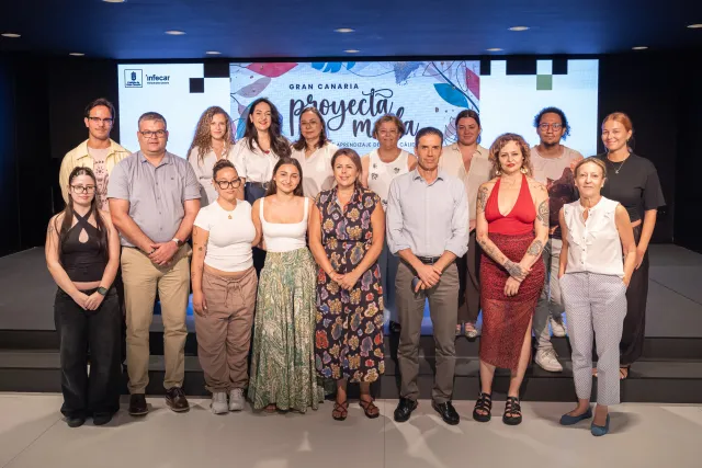 El Cabildo refuerza la inserción laboral en la moda con 12 nuevas becas de Gran Canaria Proyecta Moda