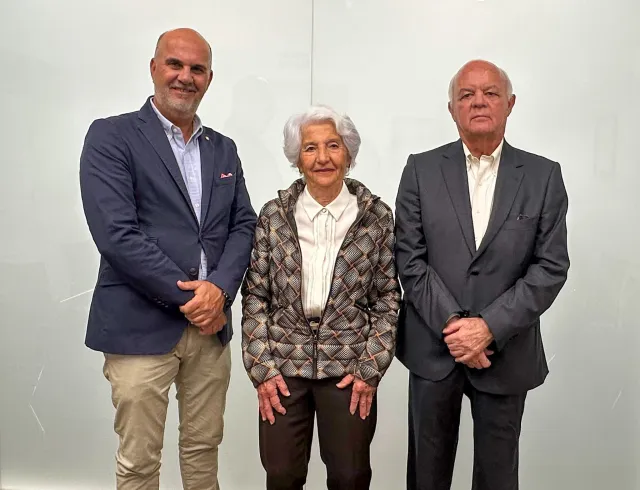 La familia Martell Hernández renueva su compromiso con la Cátedra Lizardo Martell Cárdenes